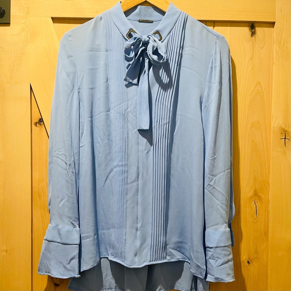 ELIE TAHARI 100% Silk Shirt